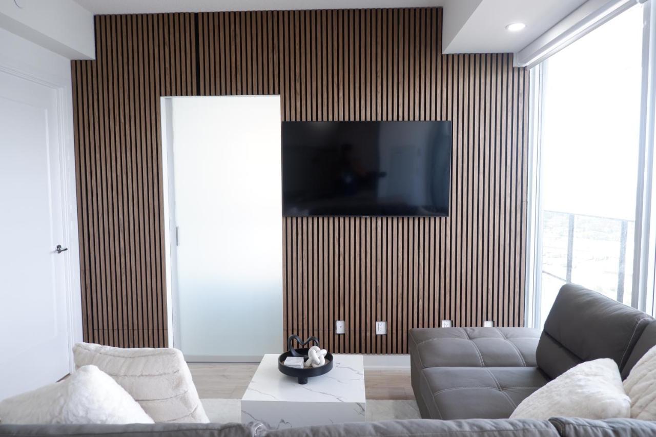 Modern Luxury Waterfront Condo ミシサガ エクステリア 写真