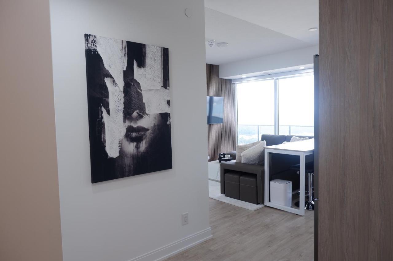Modern Luxury Waterfront Condo ミシサガ エクステリア 写真