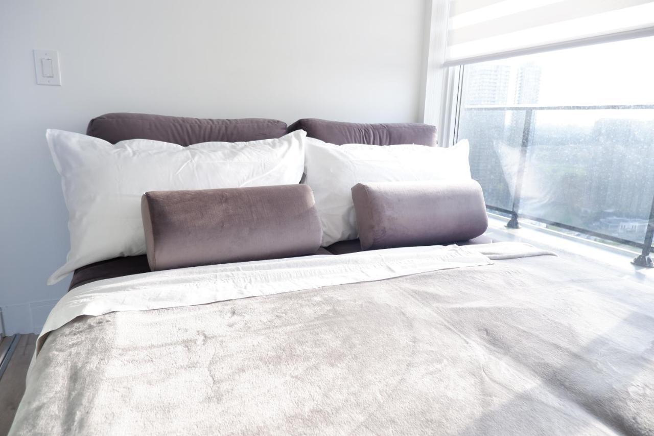 Modern Luxury Waterfront Condo ミシサガ エクステリア 写真